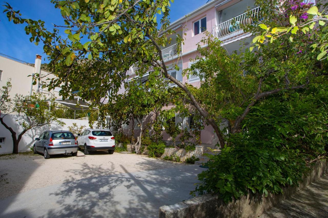 Apartmani Miki Подгора Экстерьер фото