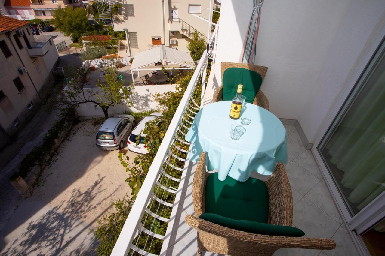 Apartmani Miki Подгора Экстерьер фото