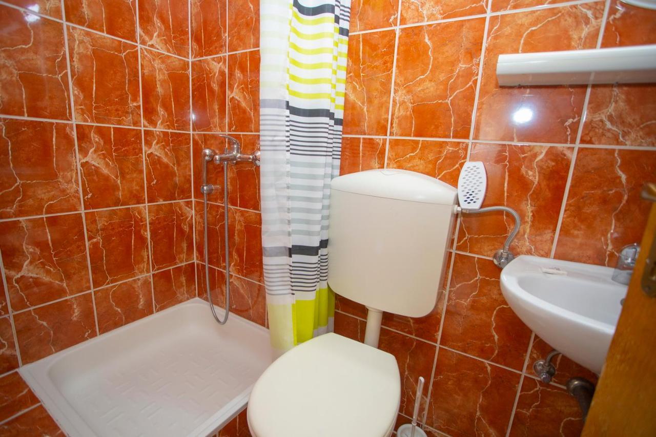 Apartmani Miki Подгора Экстерьер фото