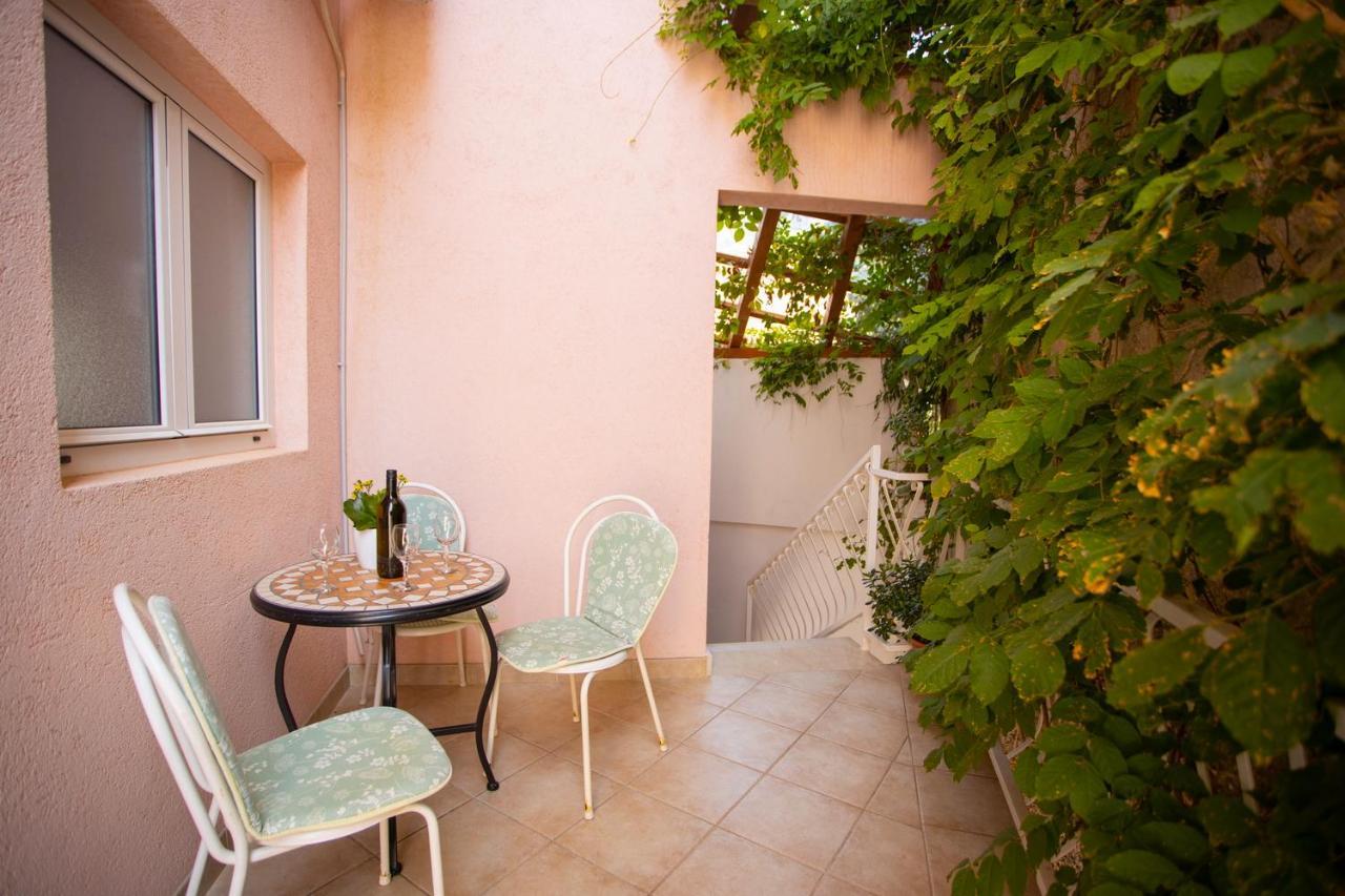 Apartmani Miki Подгора Экстерьер фото