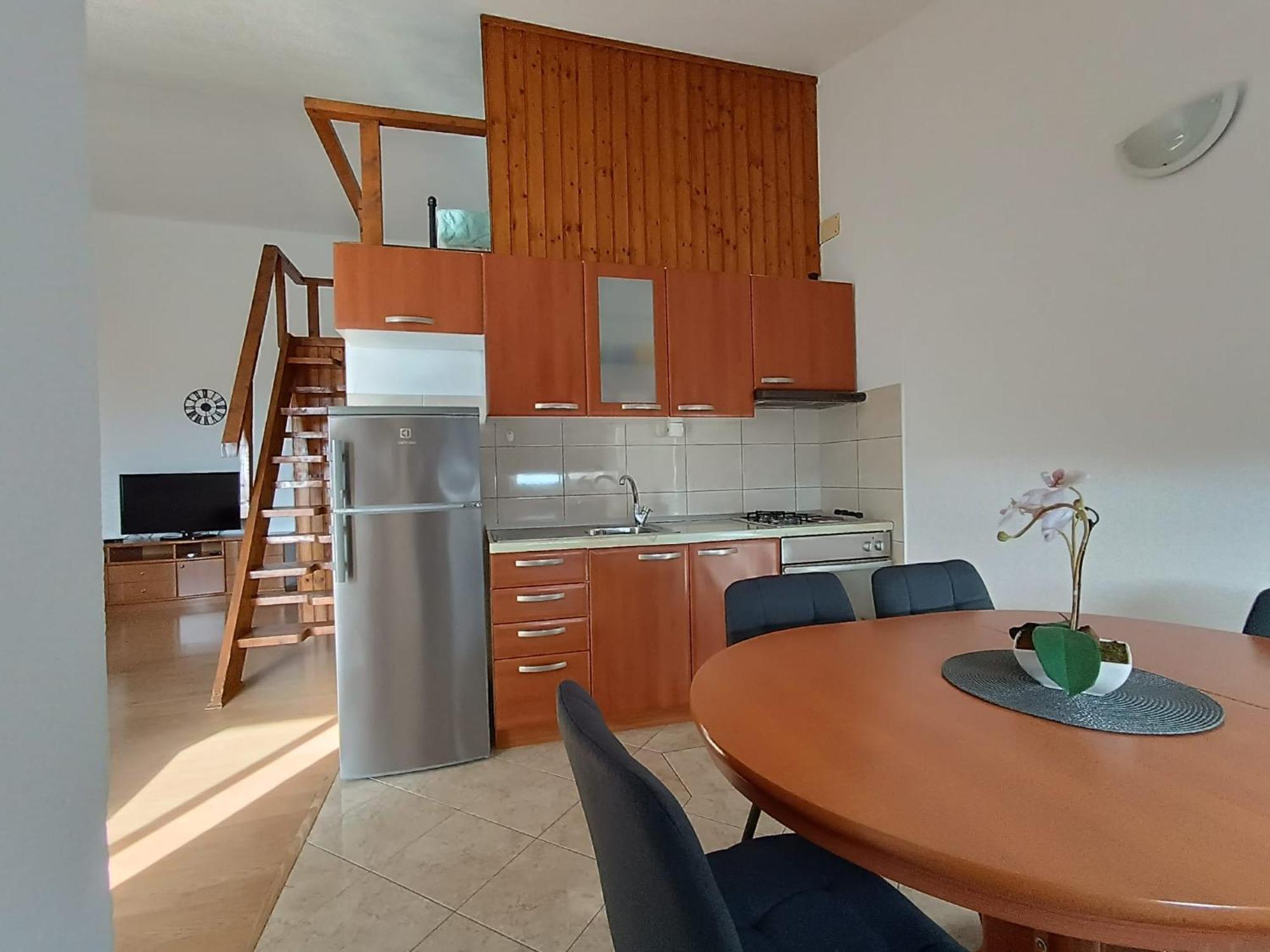 Apartmani Miki Подгора Экстерьер фото