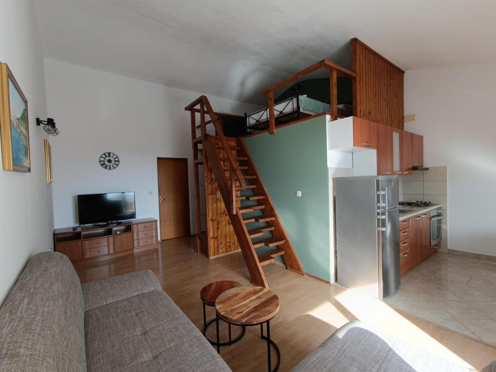 Apartmani Miki Подгора Экстерьер фото